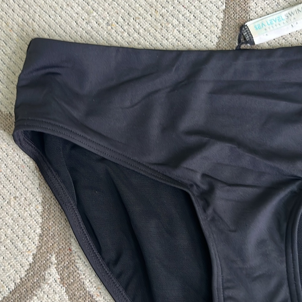 🏖️ Sea level Australia black essentials mid bikini bottoms pant, size 4 - Picture 9 of 14